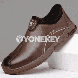 Erkekler üçin niýetlenen moda deri iş aýakgaplary.